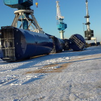 Tank loading to a boat